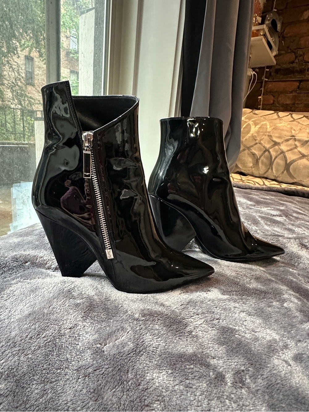 Saint Laurent YSL Black Patent Leather Pointed Toe Heeled Booties Ankle - Picture 2 of 14